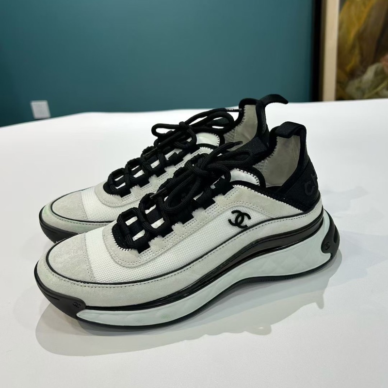 97新Chanel 香奈兒 37.5碼黑白熊貓 運動鞋  皮革 絨面系帶徽標-0