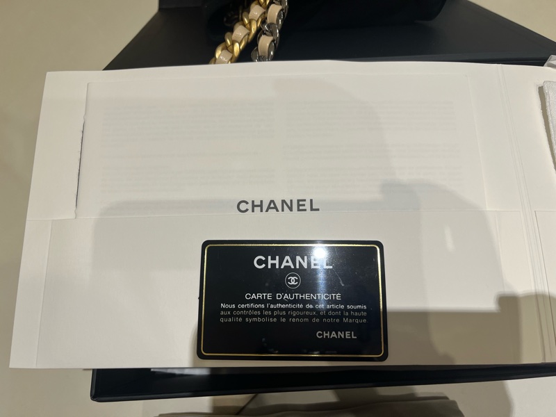 Chanel 19 woc 米白-6