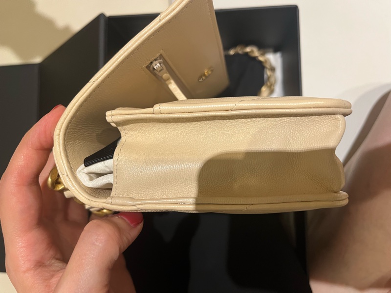 Chanel 19 woc 米白-9