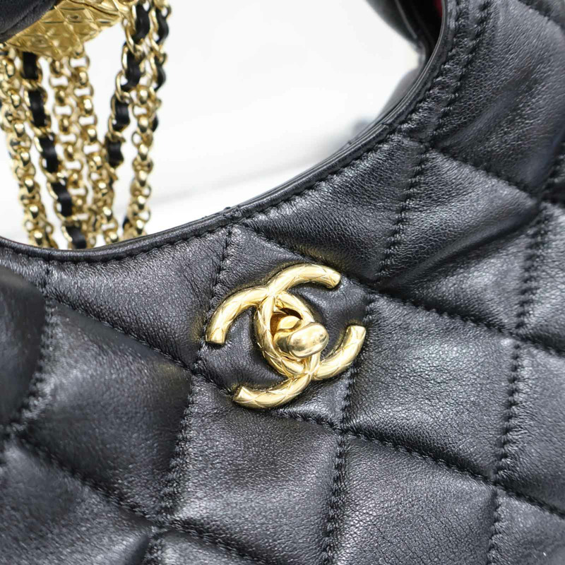 黑色羊皮 Mini Hobo 肩背包【CHANEL 香奈兒】 AS4966-12