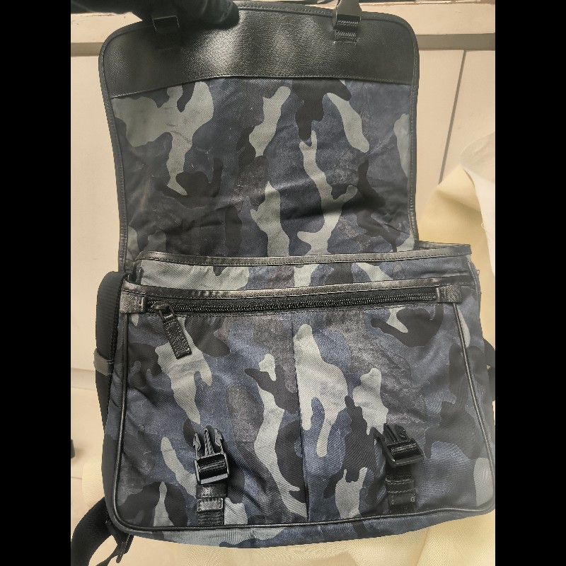 🔥年終狂降🔥【限時降價只到12/31（原23,800）】【8成新】㊣✨PRADA✨普拉達 藍色 迷彩 帆布 皮革 口袋 郵差包 肩背包 斜背包 /二手包/二手精品🌳二手樹屋🌳-31