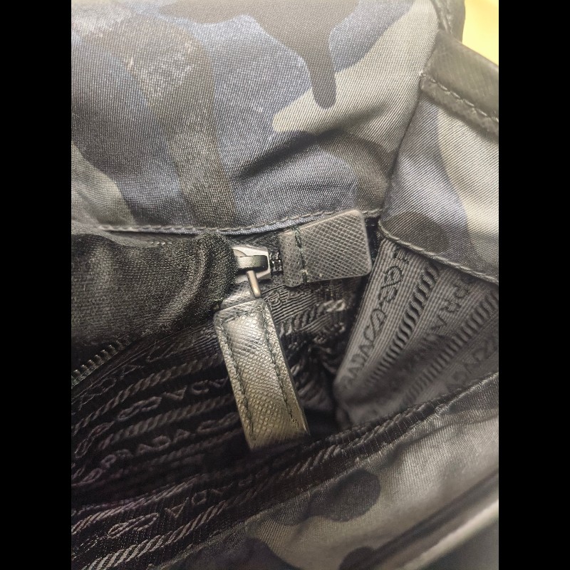 🔥年終狂降🔥【限時降價只到12/31（原23,800）】【8成新】㊣✨PRADA✨普拉達 藍色 迷彩 帆布 皮革 口袋 郵差包 肩背包 斜背包 /二手包/二手精品🌳二手樹屋🌳-45