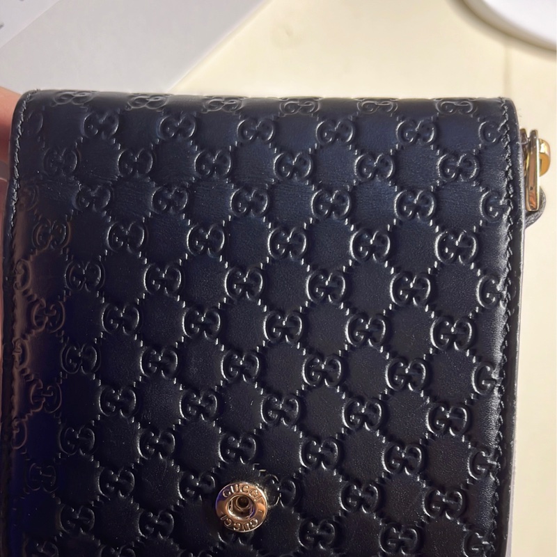 GUCCI近九成新短夾-4