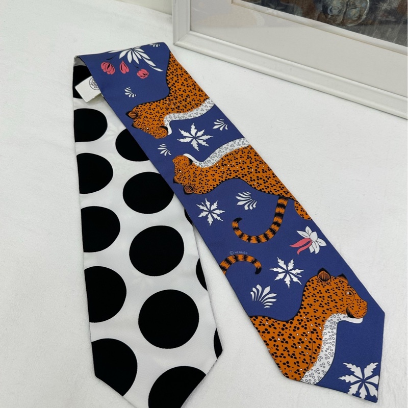 愛馬仕「花豹成雙」Twill up絲巾 全新 尺寸：11*85 全新-1