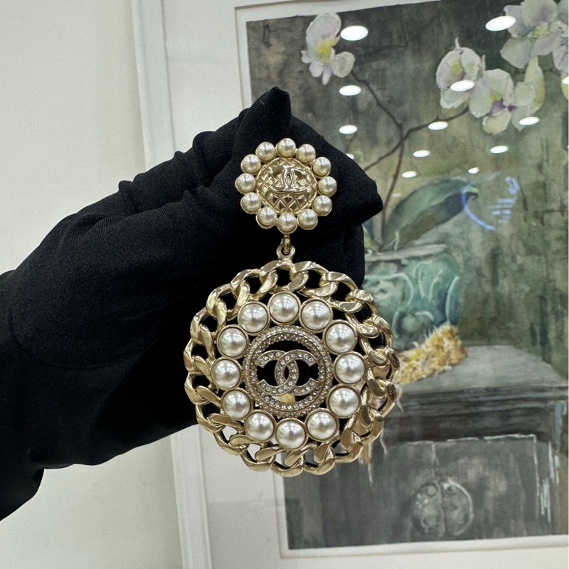 Chanel 香奈兒重工款耳環耳環大珍珠搭配水鑽設計 大氣-4