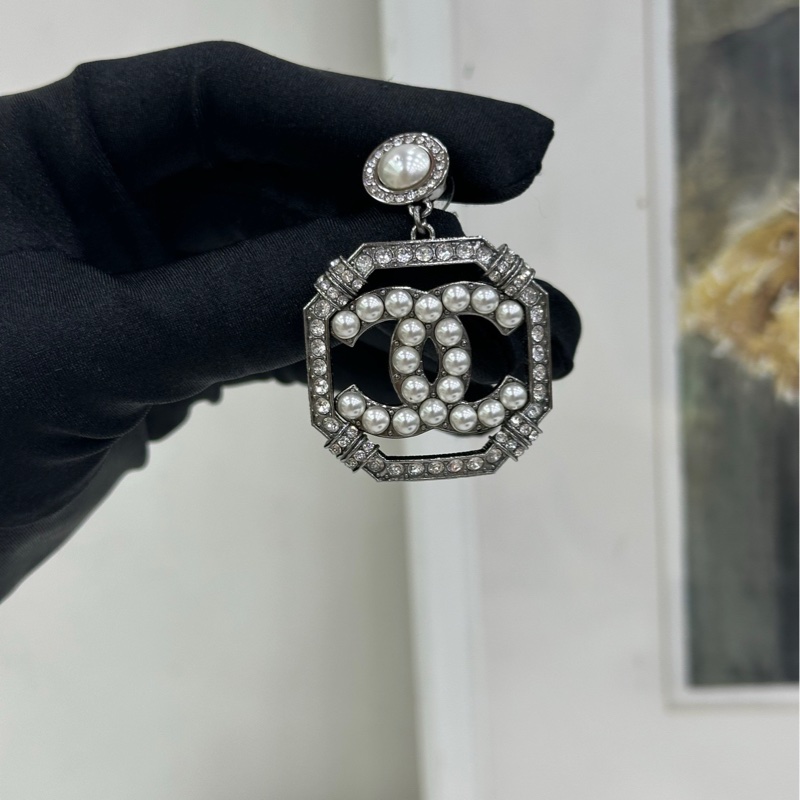 Chanel香奈兒耳環-21秋冬高級手工坊珍珠耳環方框雙Clogo復古槍色-5