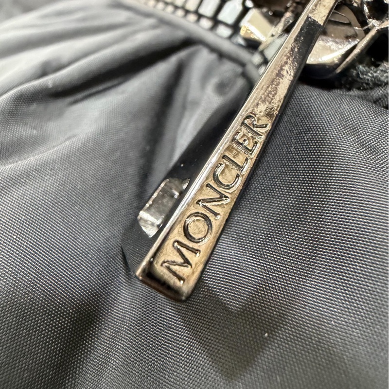 moncler 黑色 立領 輕羽絨 短版羽絨 羽絨外套 夾克 風衣外套 防風外套-23