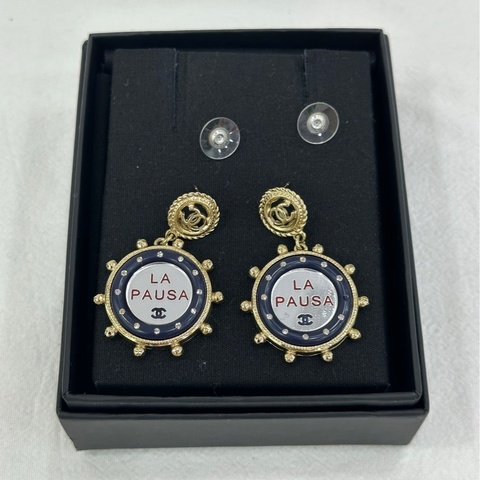 Chanel香奈兒LA PAUSA船舵耳環耳釘 有一隻少了一顆鑽
