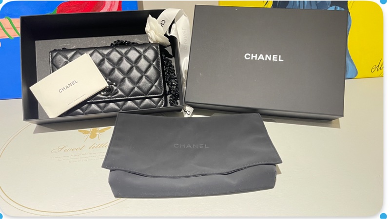 CHANEL WOC高質感小羊皮三用鏈帶包（黑/黑鍊）-1