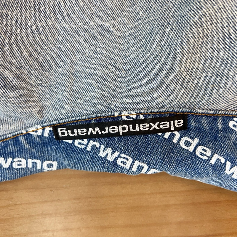 97新 亞歷山大王 滿印牛仔外套 S碼-6