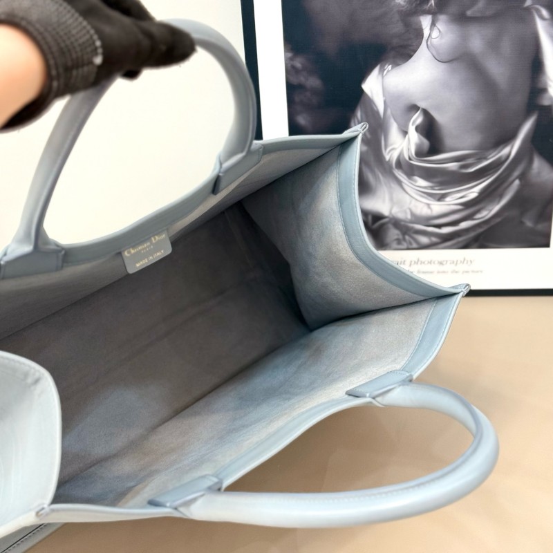 新到🖤Dior字母logo全皮小號book tote托特包 霧霾藍-4