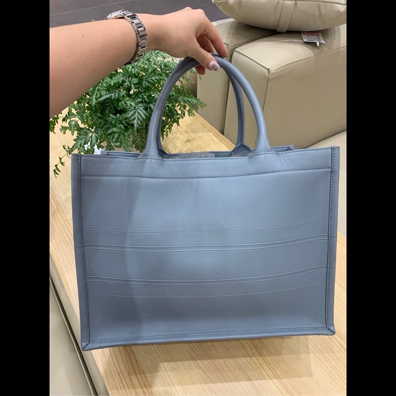 新到🖤Dior字母logo全皮小號book tote托特包 霧霾藍-7