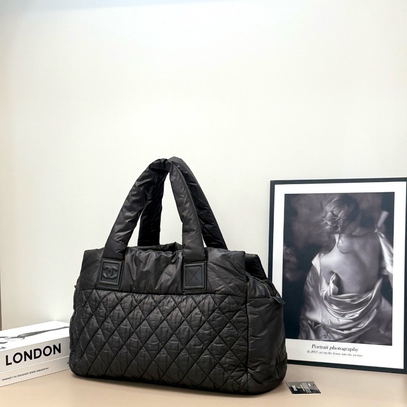新到🖤Chanel coco cocoon太空系列羽絨托特包-5