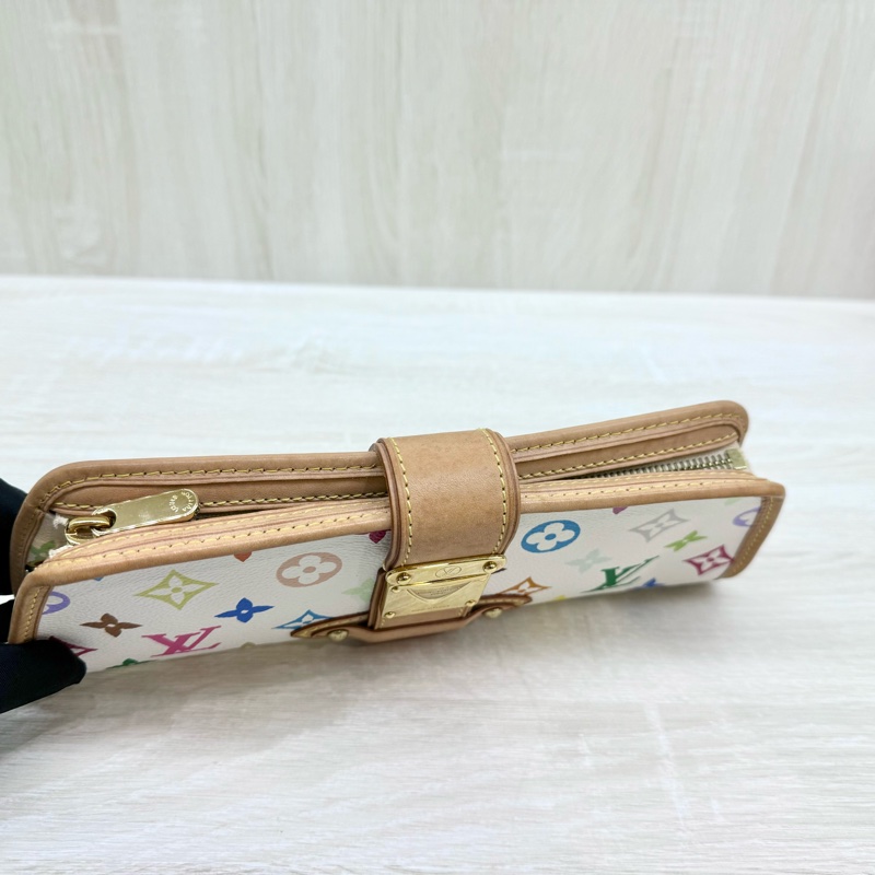 LV白彩插釦晚宴腋下包M40049-8