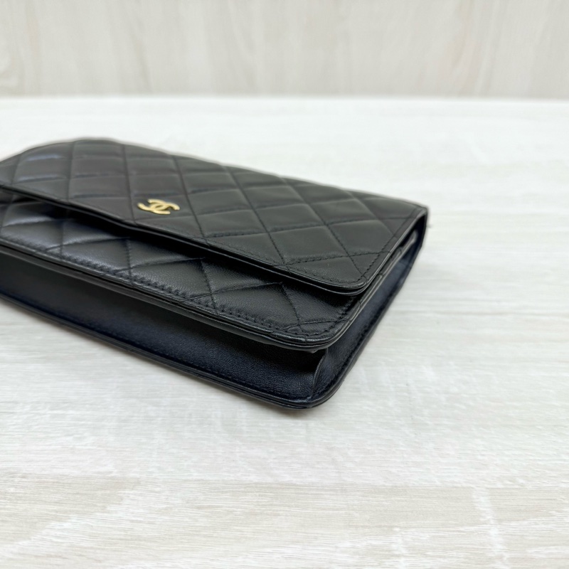 CHANEL黑色羊皮菱格金釦WOC-6