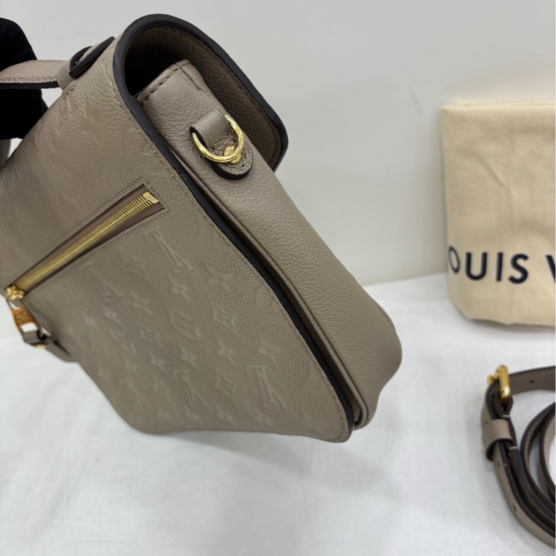 LV louis Vuitton lpochette metis 純灰色壓花 郵差 晶片 2022年購證 99新-2