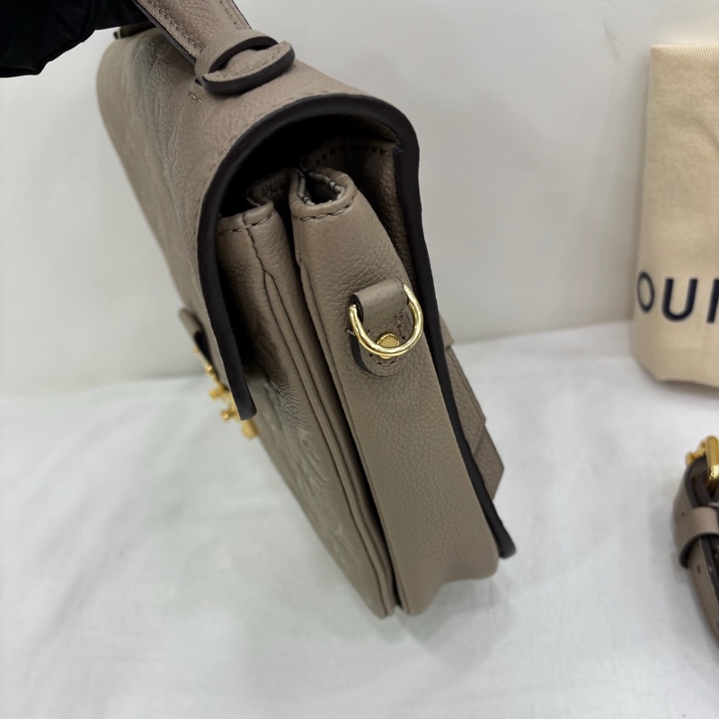 LV louis Vuitton lpochette metis 純灰色壓花 郵差 晶片 2022年購證 99新-3