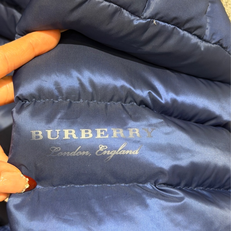 Burberry 雙面羽絨外套-1
