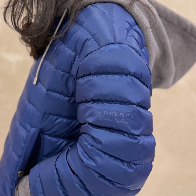 Burberry 雙面羽絨外套-8