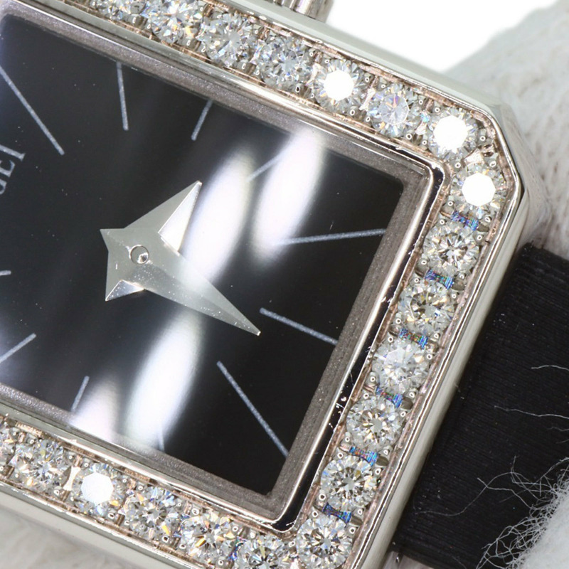 伯爵 G0A34503 迷你 Protocol 女士腕錶，18K 白金錶殼搭配緞面皮革錶帶-24