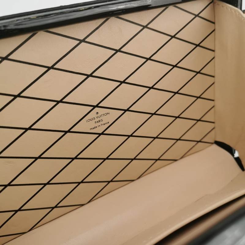 Louis Vuitton(LV)Petite Malle小盒子小號牛皮水波紋S-lock鎖扣斜挎包單肩包-7