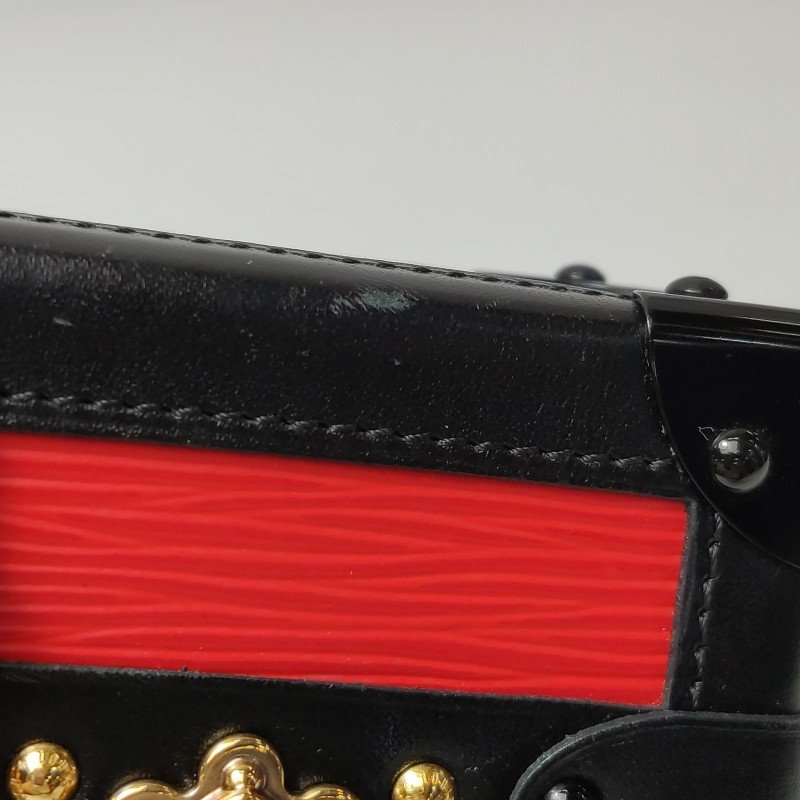 Louis Vuitton(LV)Petite Malle小盒子小號牛皮水波紋S-lock鎖扣斜挎包單肩包-15