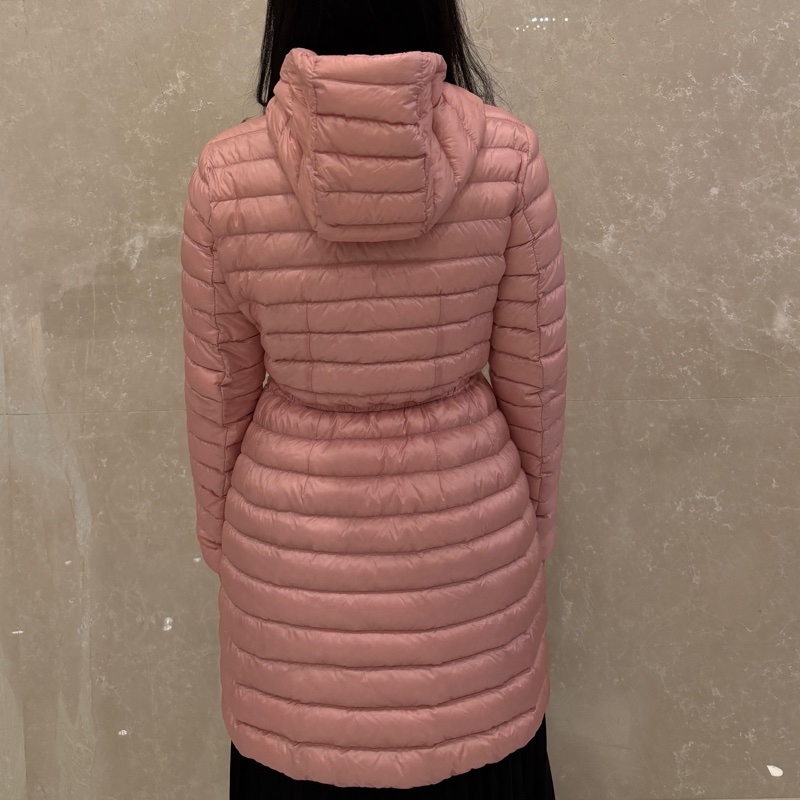 Moncler 中長版薄羽絨外套-11