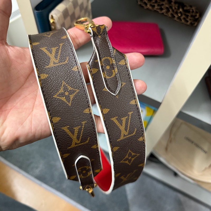 Lv 老花肩帶  (J02288)-0