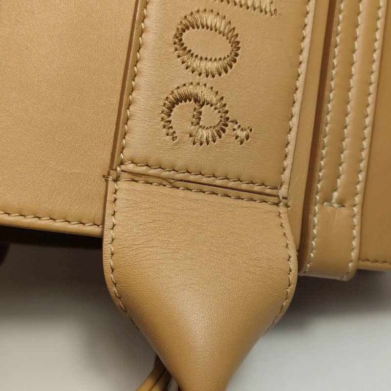 Chloe Woody小號牛皮純色徽標緞帶斜挎包單肩包-21