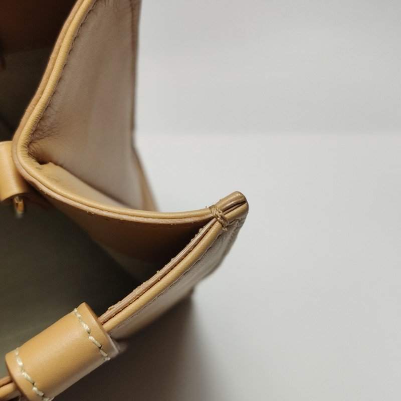 Chloe Woody小號牛皮純色徽標緞帶斜挎包單肩包-23