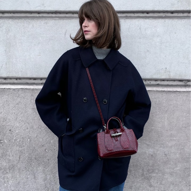 LONGCHAMP ROSEAU系列竹節鱷魚紋小牛皮手提/斜背兩用包 酒紅色-15