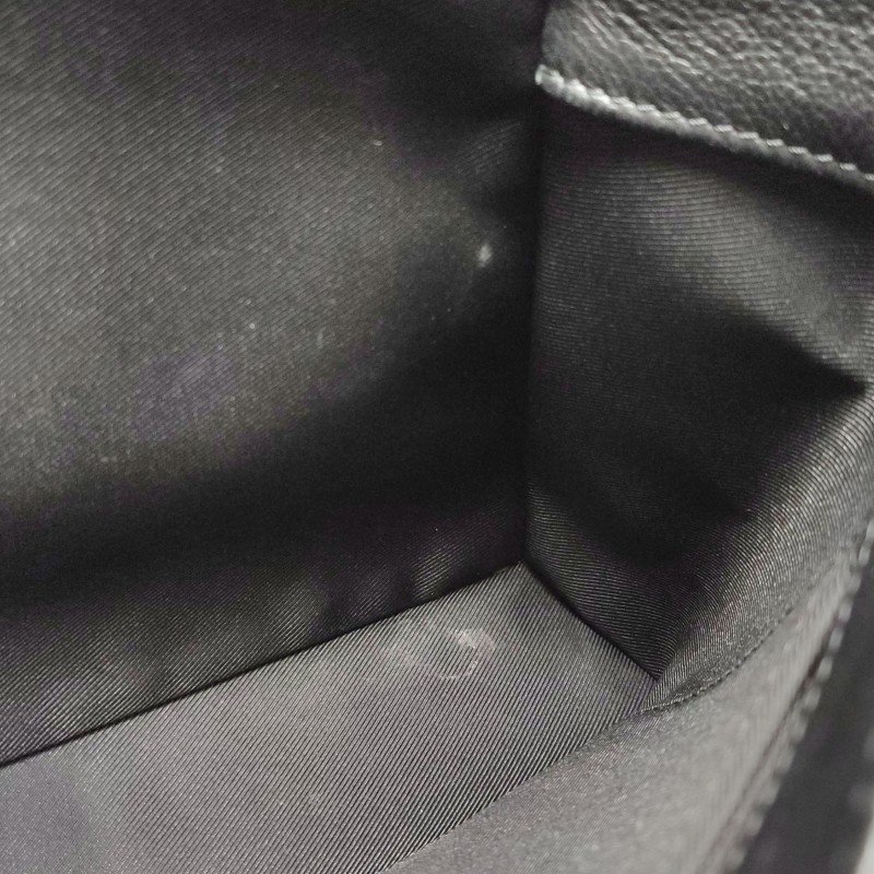 Louis Vuitton(LV)Lockme牛皮撞色LV轉鎖斜挎包單肩包-9