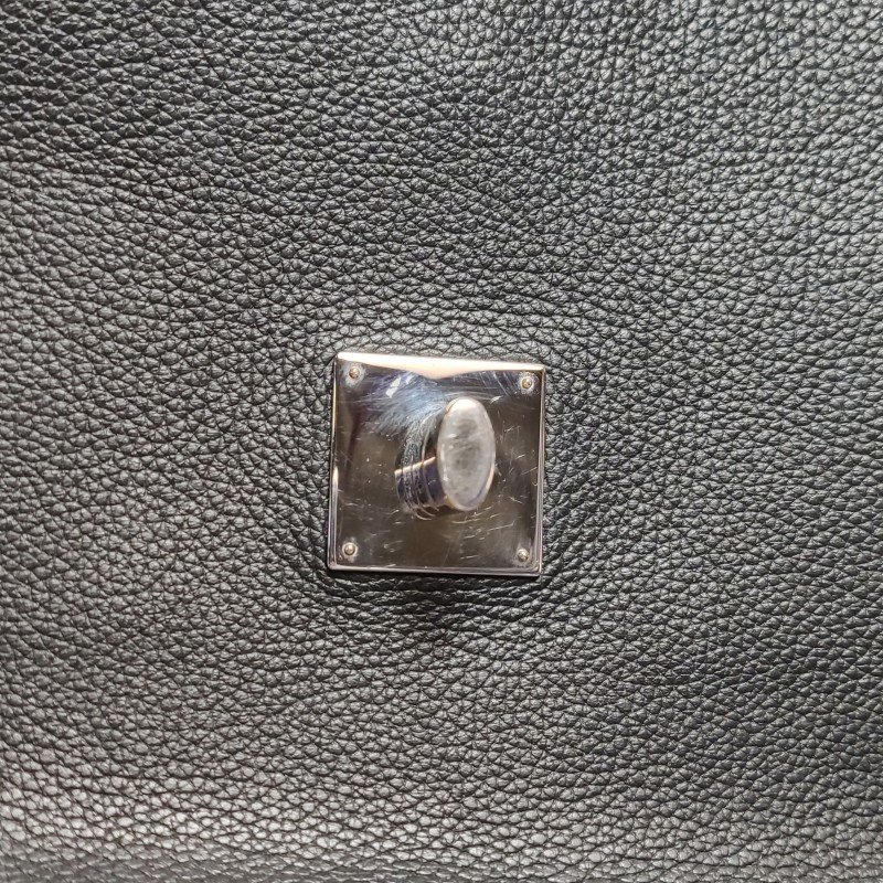 Louis Vuitton(LV)Lockme牛皮撞色LV轉鎖斜挎包單肩包-10