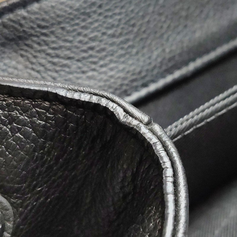 Louis Vuitton(LV)Lockme牛皮撞色LV轉鎖斜挎包單肩包-18