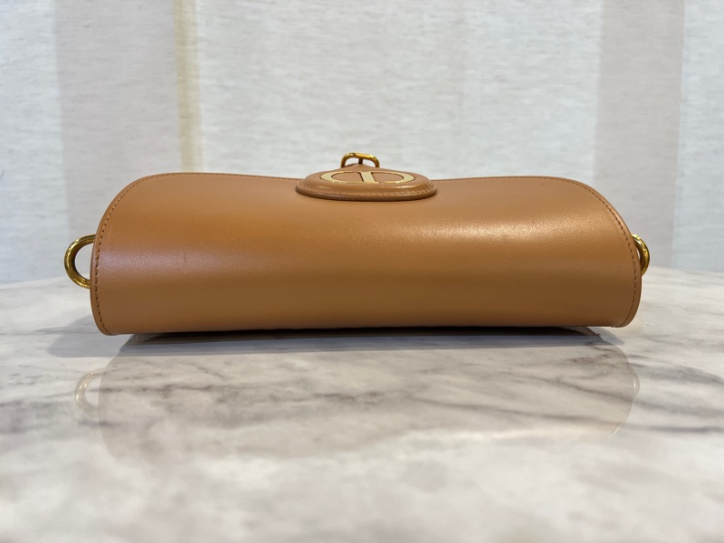 Dior 焦糖牛皮金釦CD logo 字樣Bobby S肩背包-5