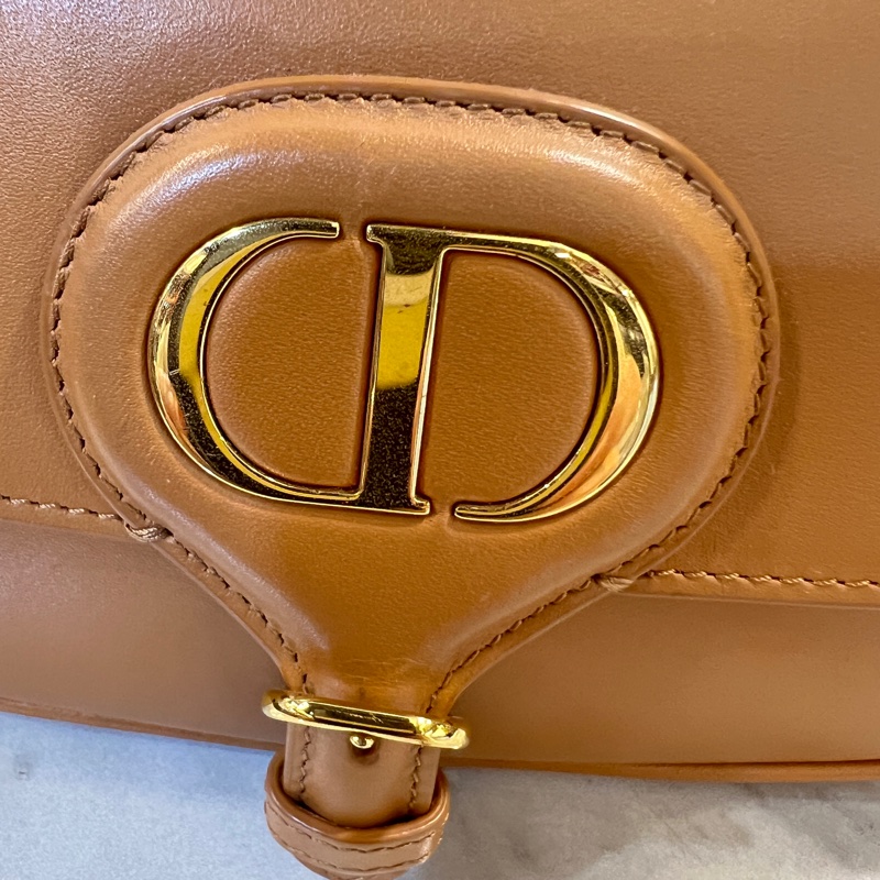 Dior 焦糖牛皮金釦CD logo 字樣Bobby S肩背包-15