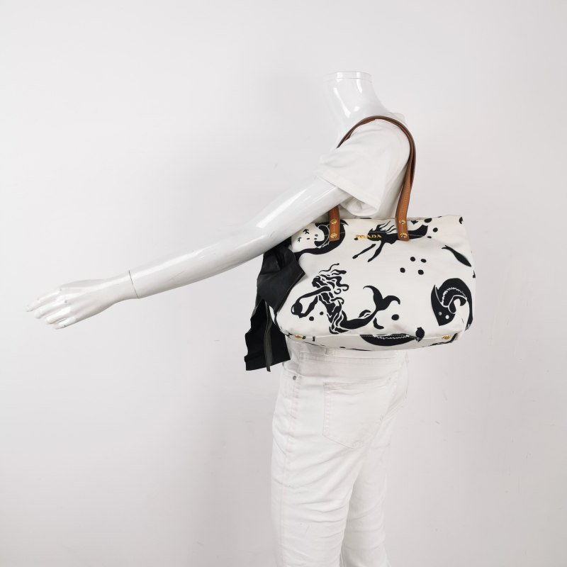 Prada牛皮羊皮帆布拼色印花字母Logo單肩包-1