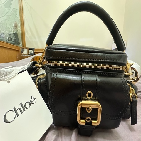 Chloe’記者包