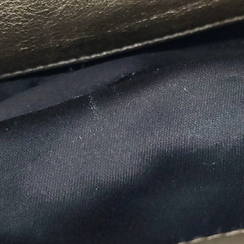 Miu Miu Miu Crystal系列羊皮純色珩縫鑽飾斜挎包單肩包-9