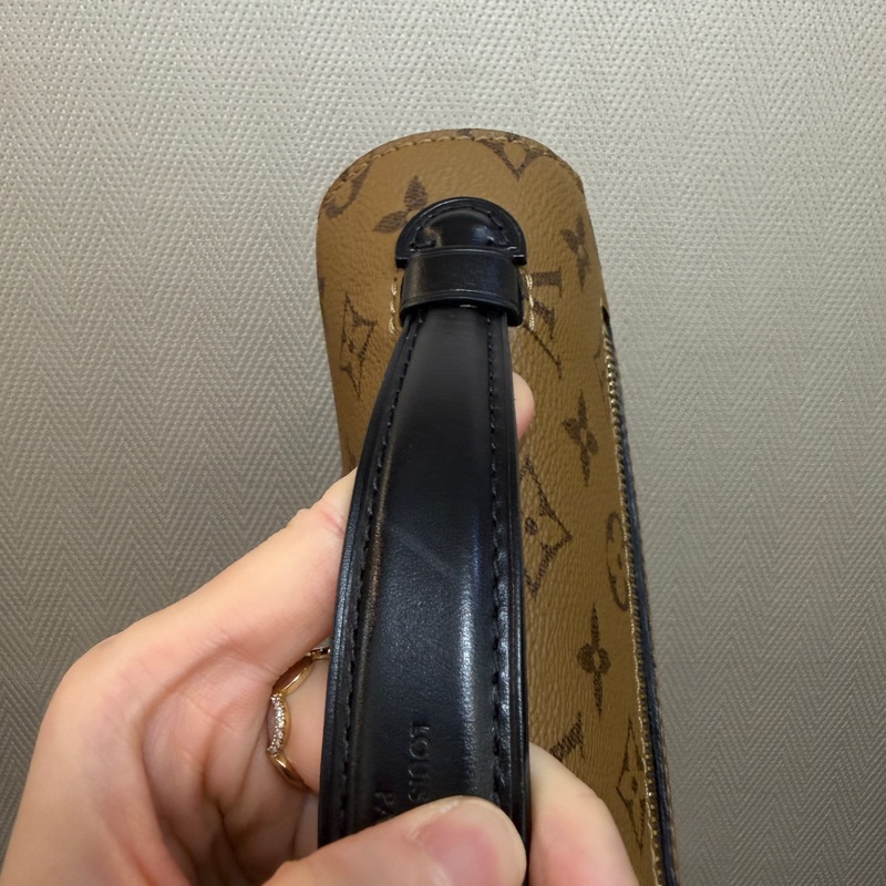 LV 雙色原花金釦Pochette Métis手提斜背郵差包M44876-7