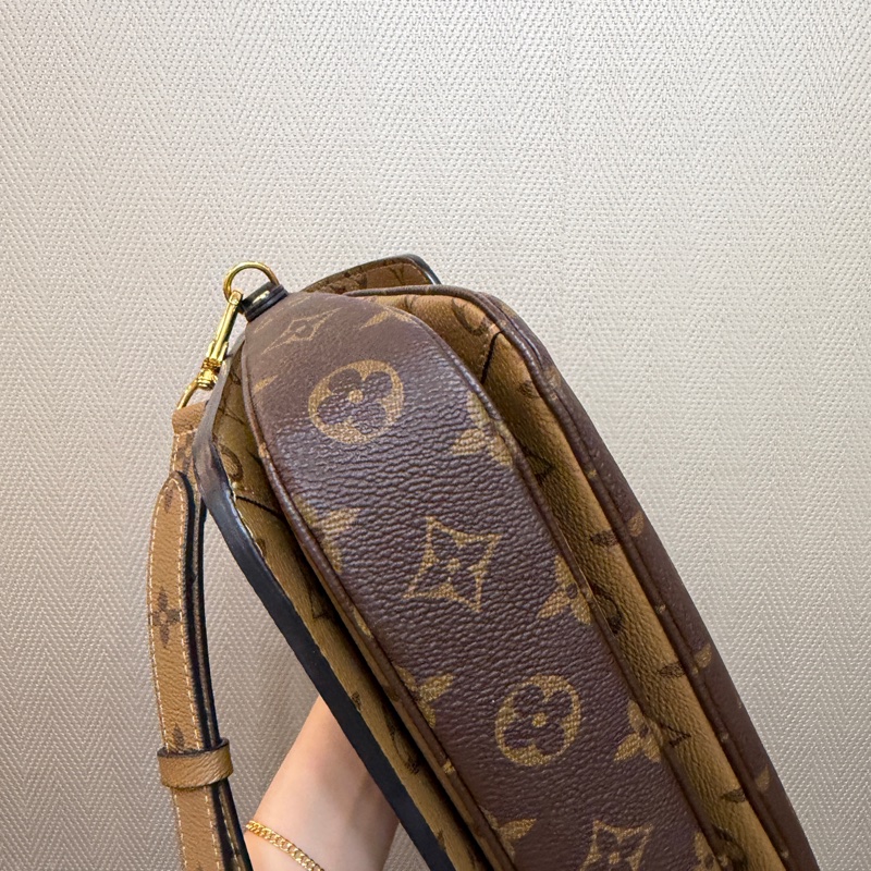 LV 雙色原花金釦Pochette Métis手提斜背郵差包M44876-9