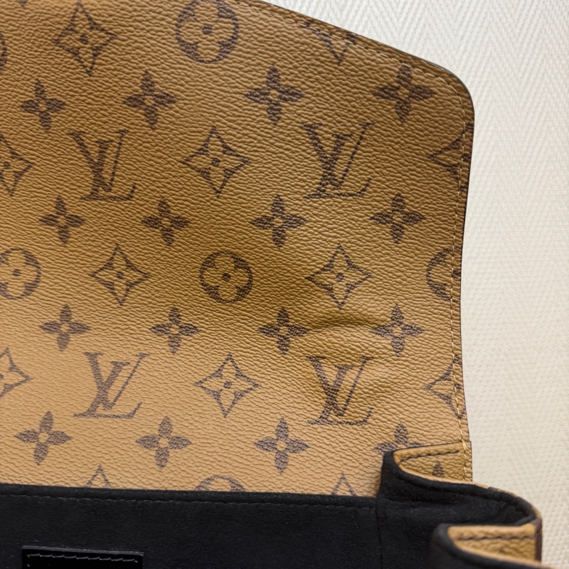 LV 雙色原花金釦Pochette Métis手提斜背郵差包M44876-12