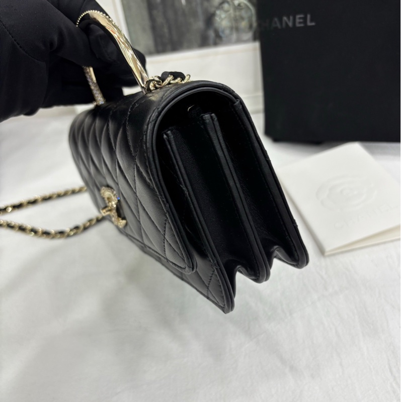 Chanel香奈兒 24K水鑽手柄woc黑金羊皮 有購證-5