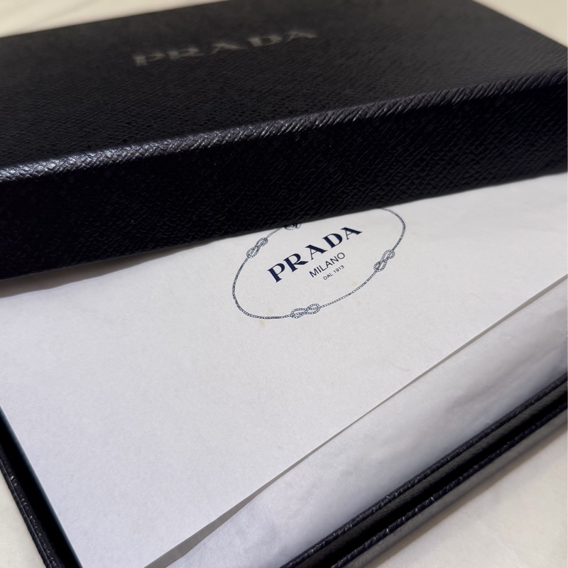 prada圓餅小廢包-5