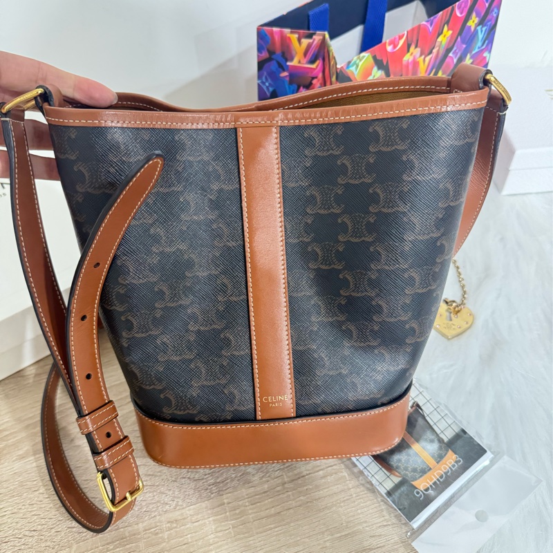 Celine 老花小水桶-24