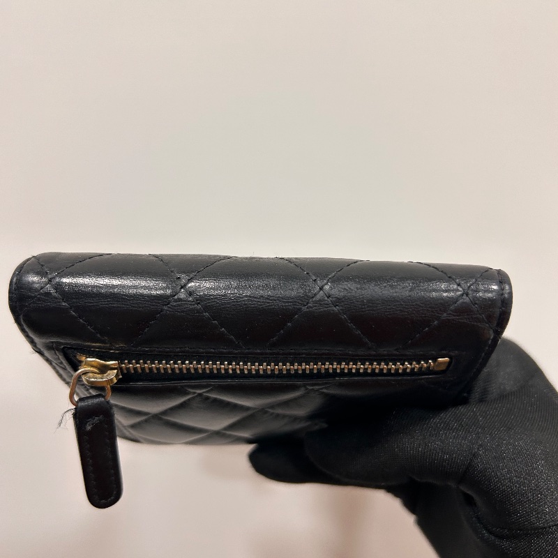 Chanel 香奈爾 三折絎縫羊皮短夾 25 開-26