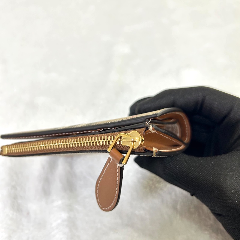 Burberry 格紋 Strap 錢包-7