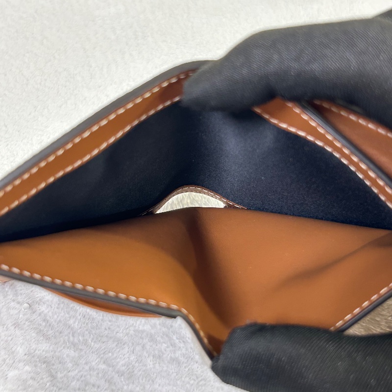 Burberry 格紋 Strap 錢包-11