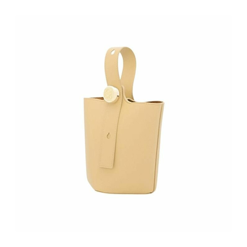 LOEWE 光滑小牛皮鵝卵石紋迷你水桶包 8752-0