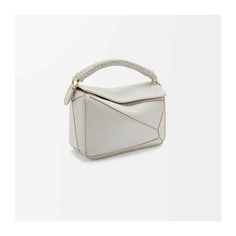 LOEWE 光滑小牛皮迷你拼圖包 6579-6